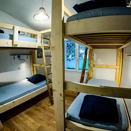 Oleron Surf House * Allards