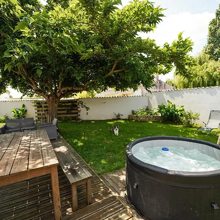 Oleron Surf House * Allards